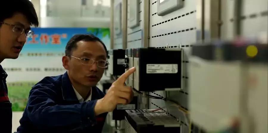 �����������򼽅f(xi��)ͬ�l(f��)չ